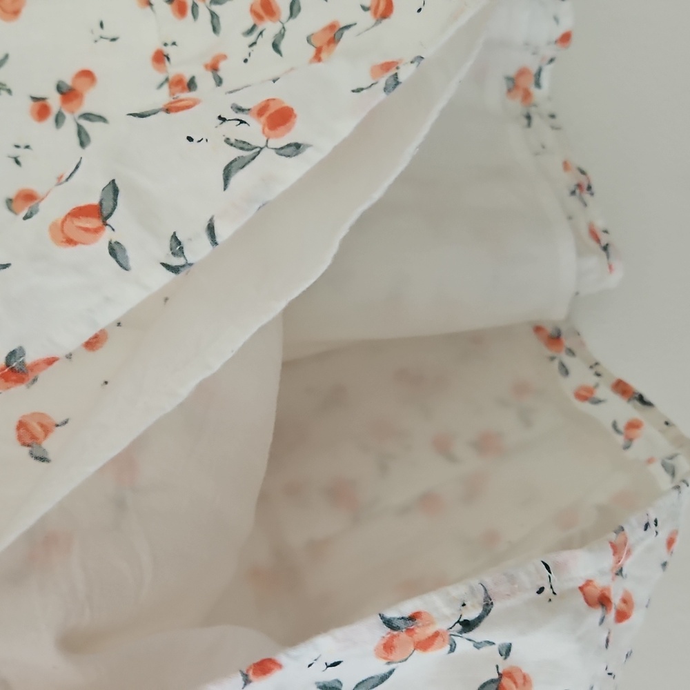 Abercrombie & Fitch White Floral V-Neck Blouse - Picture 4 of 5